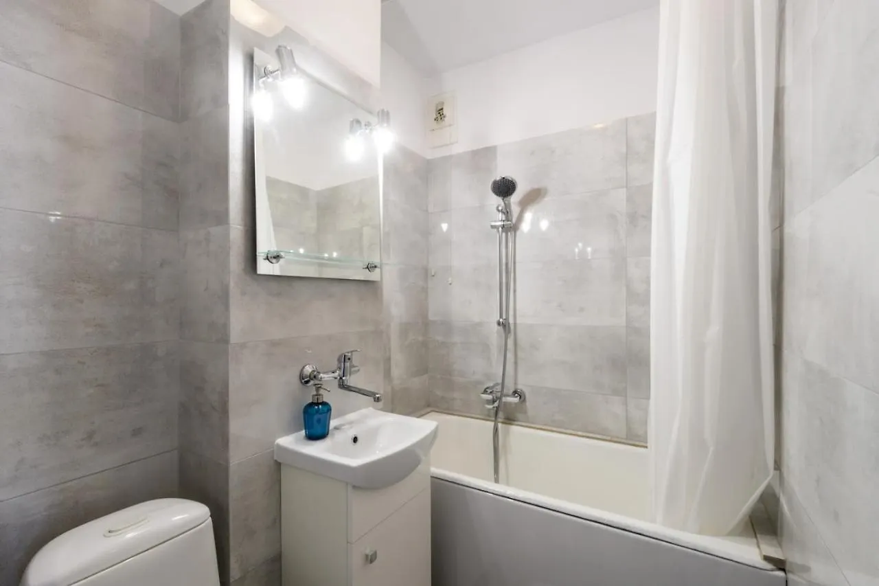 Zgoda 13 Apartment Варшава